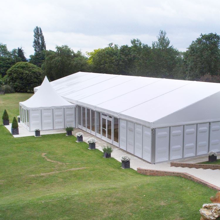 Tenda Campuran
